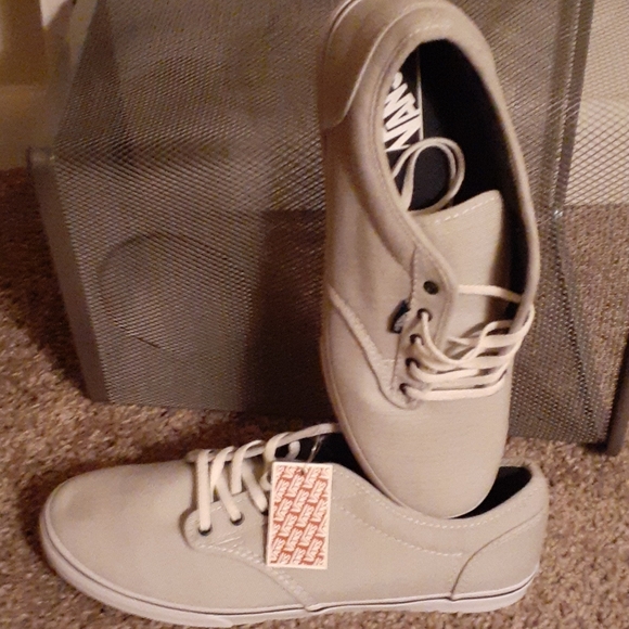 Ladies canvas VANS sneakers - Picture 1 of 4